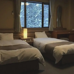 Hakuba Landmark Iwatake Lodge thumbnail 4