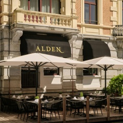ALDEN Suite Hotel Spluegenschloss Zurich - Bild 1