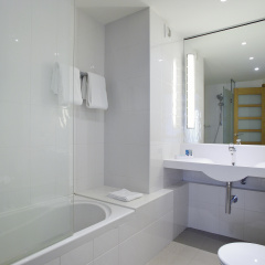 Novotel Barcelona City - Bild 11
