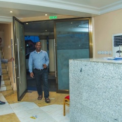Royal Crest Hotel & Suites - Bild 19