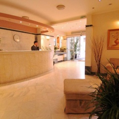 Achillion Hotel - Bild 2