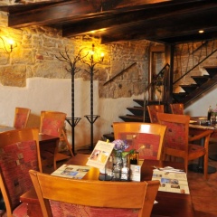 Metamorphis Hotel - Bild 24
