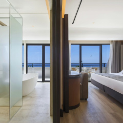 Amathus Beach Hotel Limassol thumbnail 2