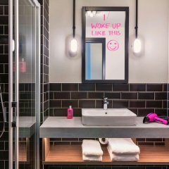 Hotel Moxy Duesseldorf South - Bild 8