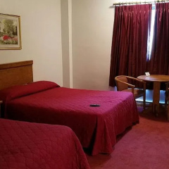 Woonsocket Motor Inn thumbnail 3