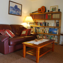 Wombat Cottage Bed & Breakfast thumbnail 1