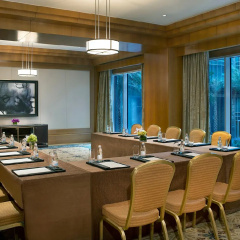 The Ritz-Carlton, Dubai International Financial Centre Hotel thumbnail 7
