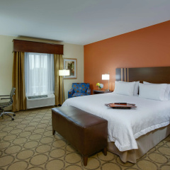Hampton Inn & Suites Philadelphia/Bensalem thumbnail 2