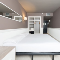 Parallel - Bild 16