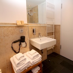 Qube Hotel Bergheim - Bild 17