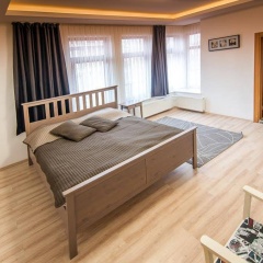 VAV Apartments - Bild 1