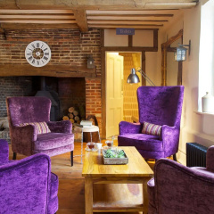 The Queen's Inn thumbnail 1