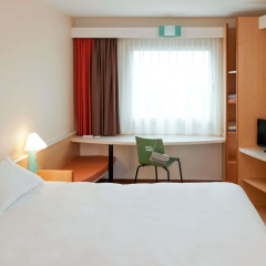 ibis Barcelona Santa Coloma - Bild 3