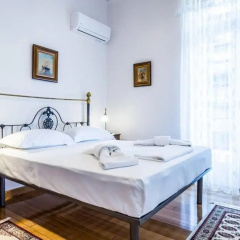 Neoclassical apartment with 3 bedrooms in Piraeus - Bild 6