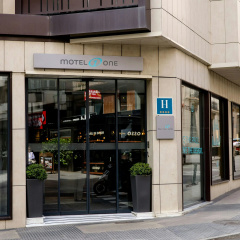 Motel One Madrid-Plaza de España - Bild 1