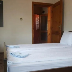 Guest House Lina thumbnail 3