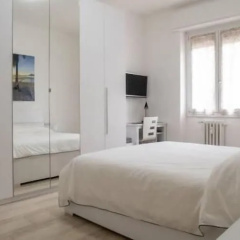 Suzzani Apartment thumbnail 8