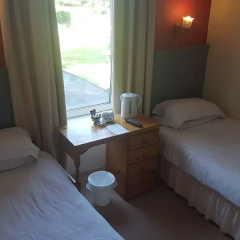 The Townhouse Hotel thumbnail 2