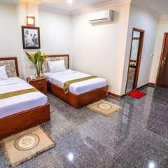 Tan Tower Hotel thumbnail 19