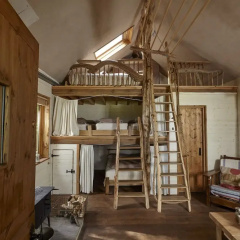 Swinton Bivouac thumbnail 2