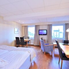 Scandic Grand Tromsø in Tromso, Norway from 170$, photos, reviews - zenhotels.com guestroom photo 3