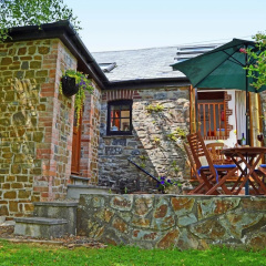 Shipload Cottage thumbnail 12