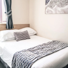 Seaview Hotel thumbnail 1