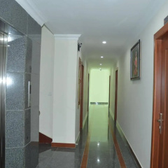 Tan Tower Hotel thumbnail 18