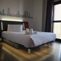 easyHotel Barcelona Fira - Bild 18
