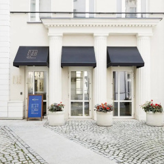 No.4 Residence - Bild 1