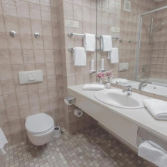 Best Living Hotel Arotel - Bild 10