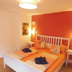 2 Bed Apt Sleeps 5 - Rooftop Terrace, Wifi - Bild 2
