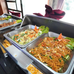 Sutan Raja Hotel Cirebon thumbnail 10