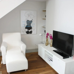 GoVienna 3BR Penthouse Apartment thumbnail 3