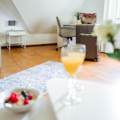 Doppelzimmer 150 m zur TA (Nr. 6) - Bild 5