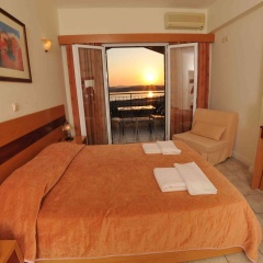 Hellinis Hotel thumbnail 9