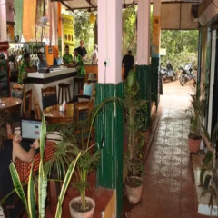 Sunita Guest House thumbnail 12