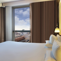Novotel Barcelona City - Bild 3