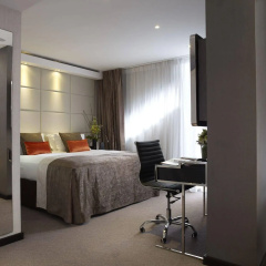 Montcalm East, Autograph Collection thumbnail 7