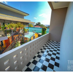 The One House thumbnail 14
