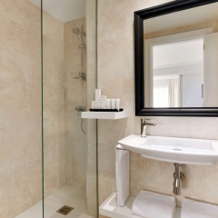 Hotel Avenue Louise Brussels - Trademark Collection by Wyndham - Bild 10