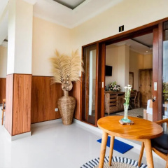 Oka Suite Ubud by Dhananjaya Hospitality - Bild 7