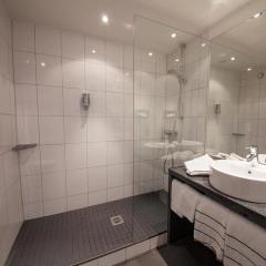 NOVINA HOTEL Tillypark - Bild 9