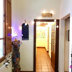 Strange Uncle Hostel thumbnail 1