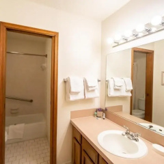 Sweetwater at Lake Conroe by VRI Resort thumbnail 10