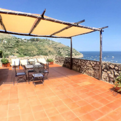 Marina Del Cantone Chalet thumbnail 13