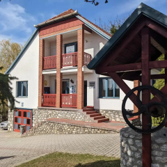 Guest house Magyar Route 66 thumbnail 1