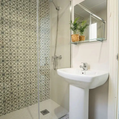 Stay U-nique Apartment Plaza del Patrocinio - Bild 6