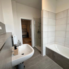 FLATLIGHT - Stylish apartment - Kitchen - Parking - Netflix - Bild 8