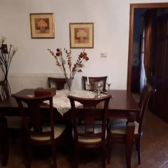 Antonia House thumbnail 21